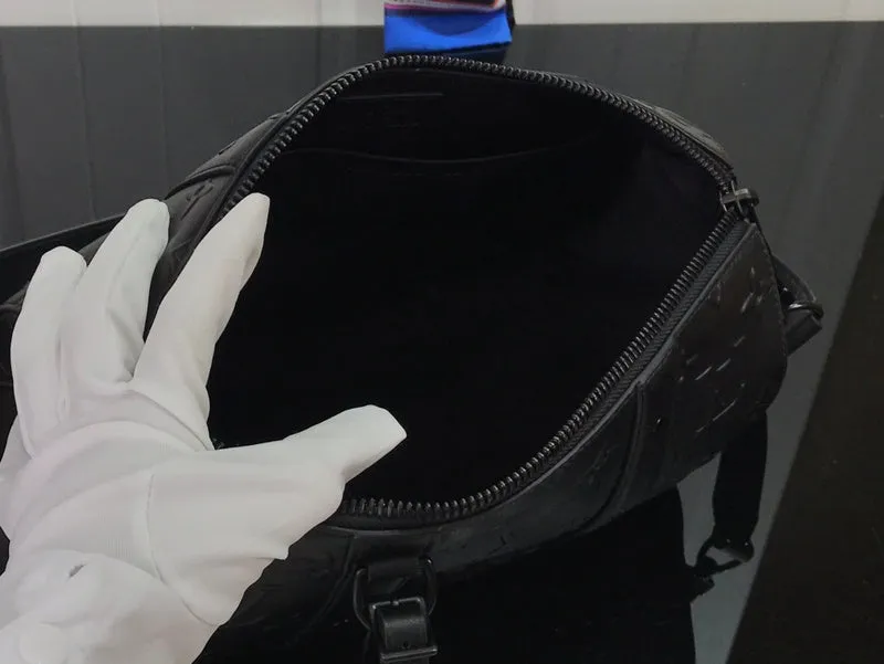 - Vuitton Heavy-duty CC 17417 Bags Bags Louis Convenient -