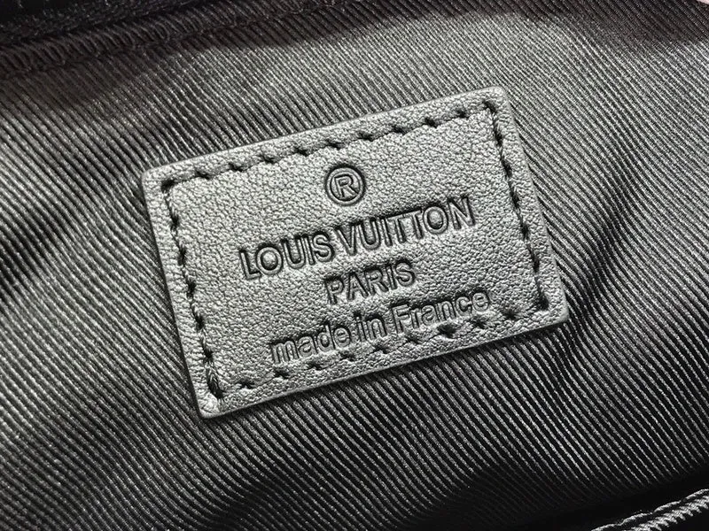 - Vuitton Heavy-duty CC 17417 Bags Bags Louis Convenient -