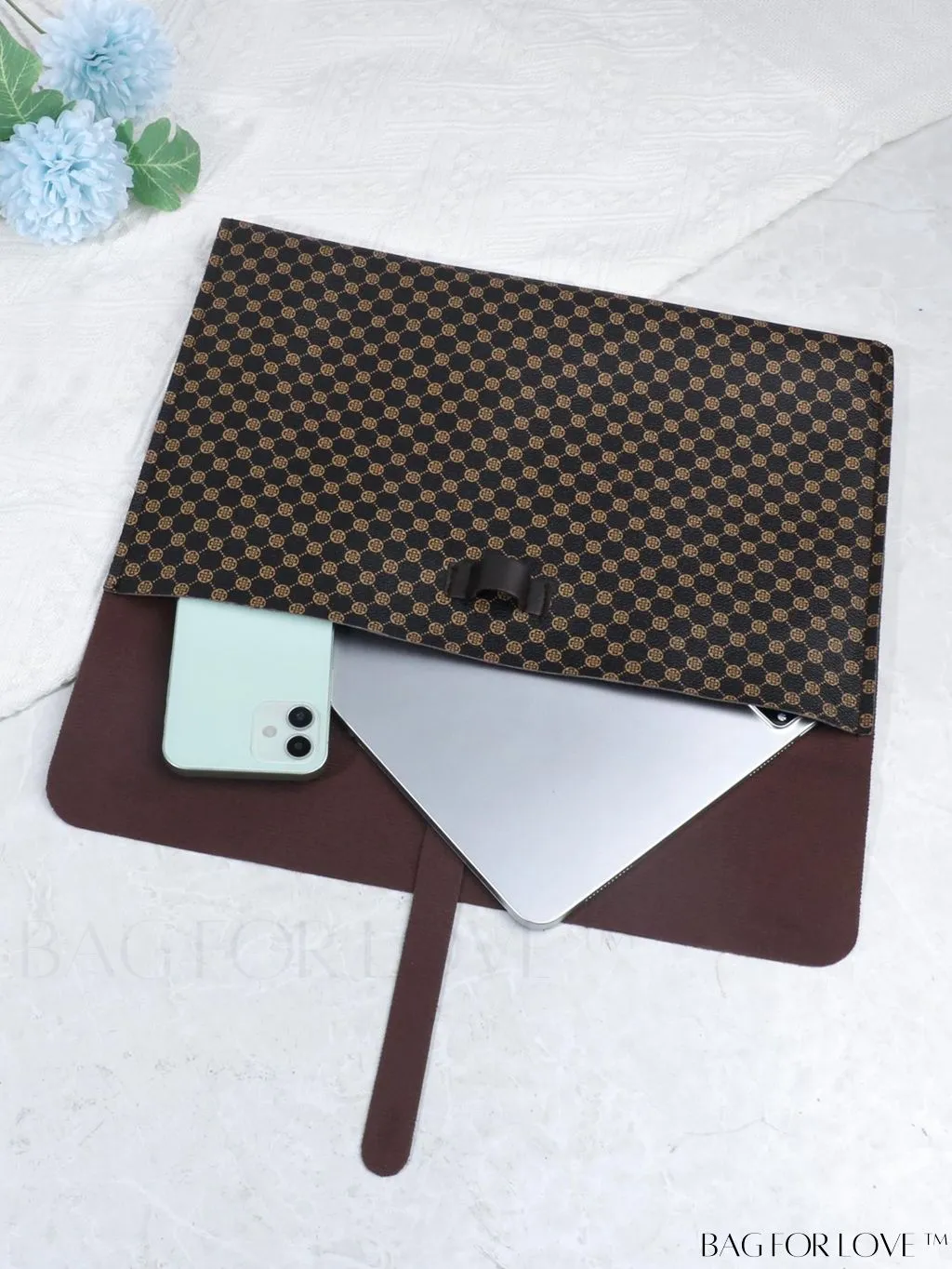 BagForLove - 13-inch Laptop with Spacious Storage for Commuters