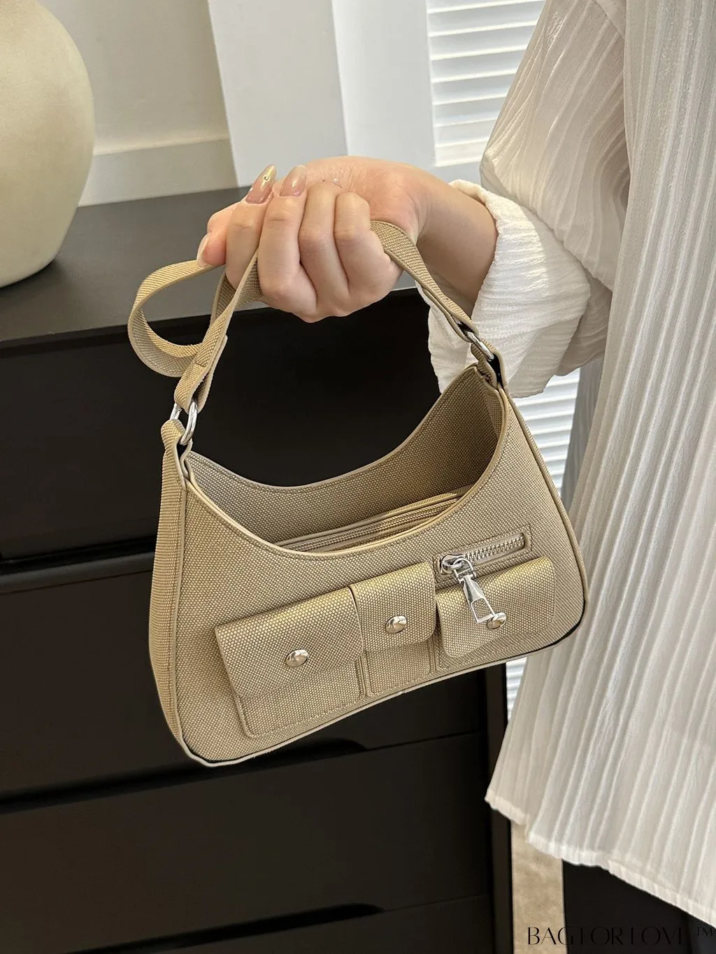 BagForLove - Efficient Shoulder Bag with Multiple Pockets & Spacious Capacity