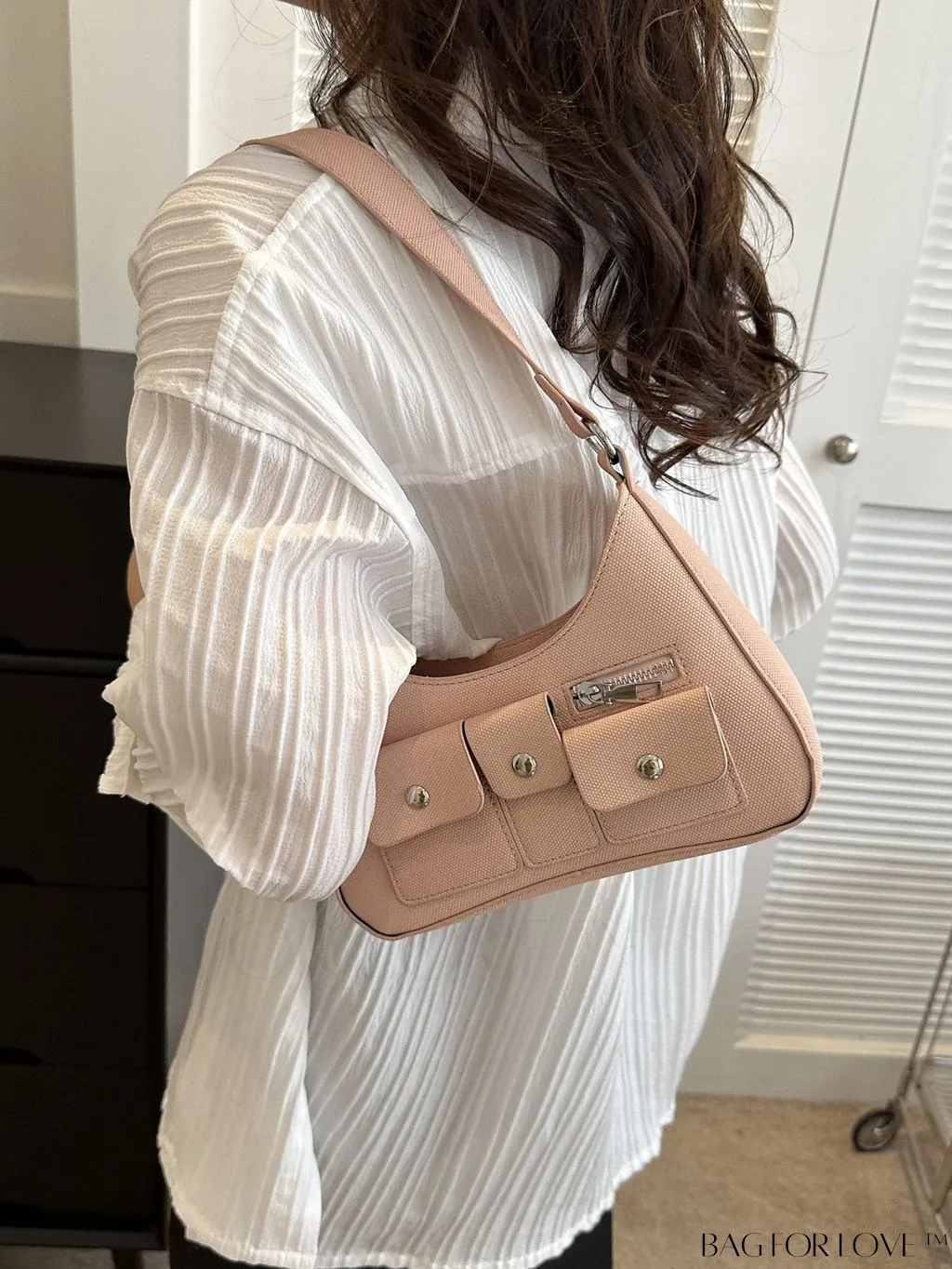 BagForLove - Efficient Shoulder Bag with Multiple Pockets & Spacious Capacity