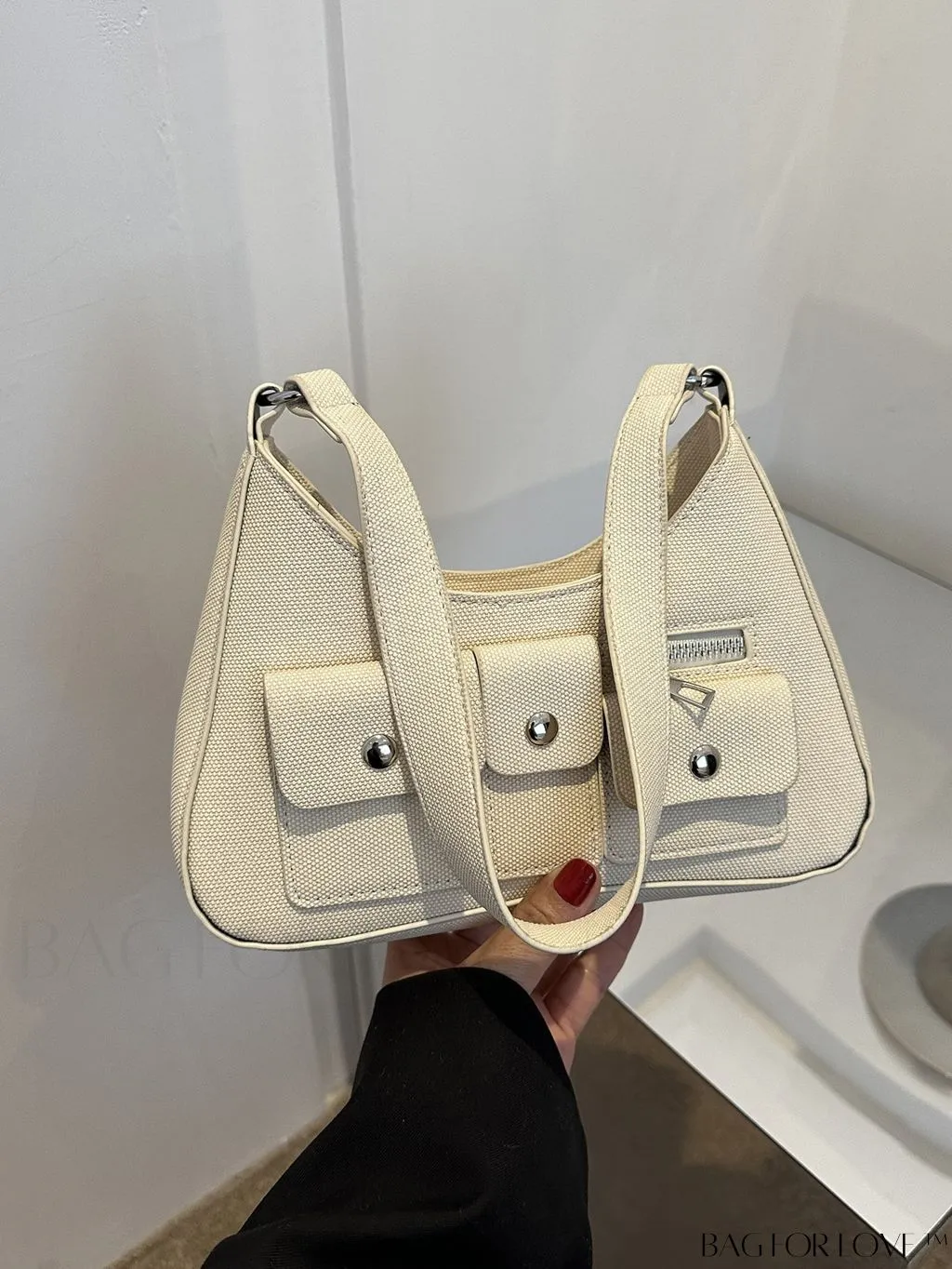 BagForLove - Efficient Shoulder Bag with Multiple Pockets & Spacious Capacity