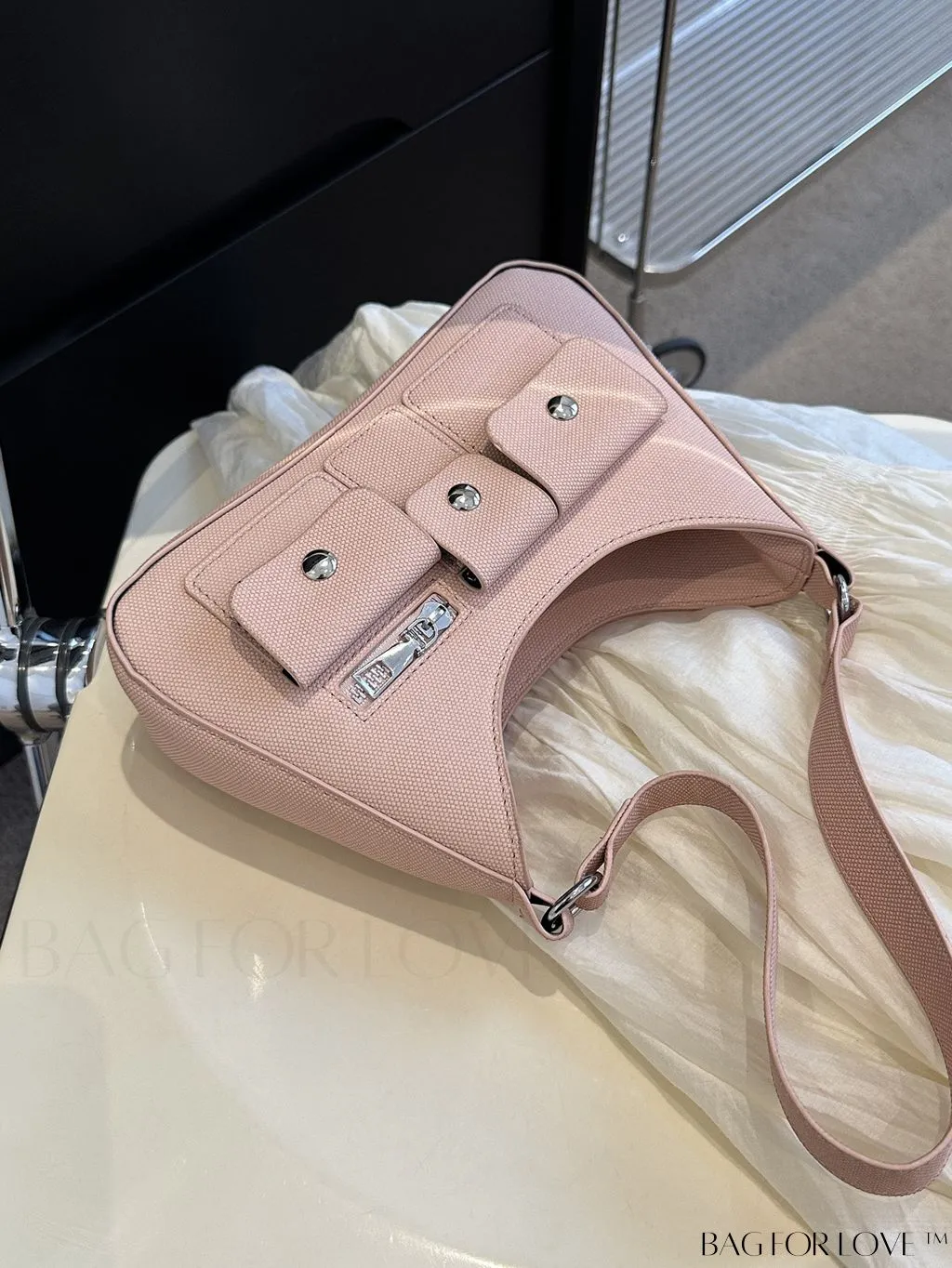 BagForLove - Efficient Shoulder Bag with Multiple Pockets & Spacious Capacity