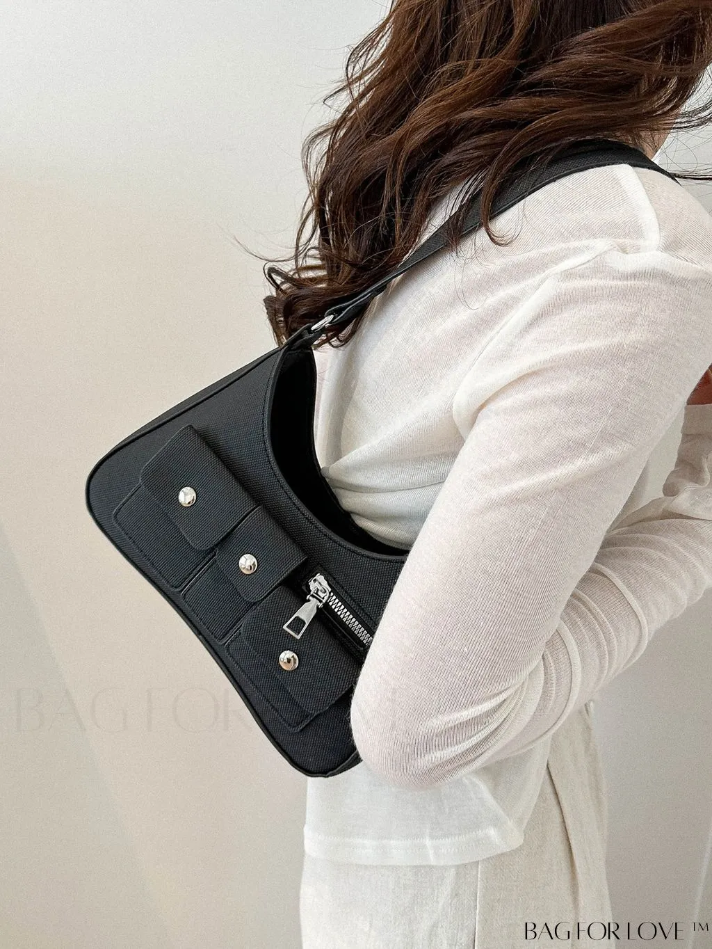 BagForLove - Efficient Shoulder Bag with Multiple Pockets & Spacious Capacity
