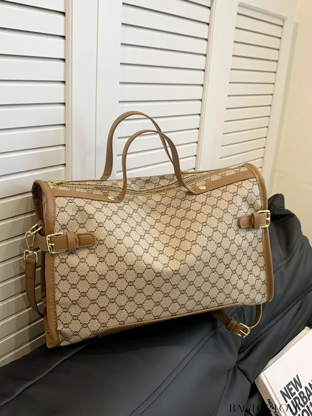 BagForLove - Geometric Pattern Travel Tote Bag - Stylish & Spacious Womens Handbag