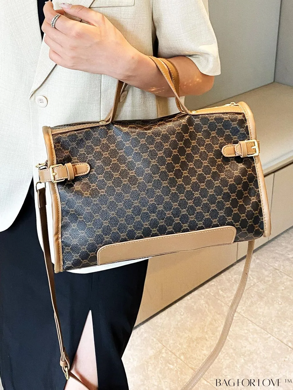 BagForLove - Geometric Pattern Travel Tote Bag - Stylish & Spacious Womens Handbag
