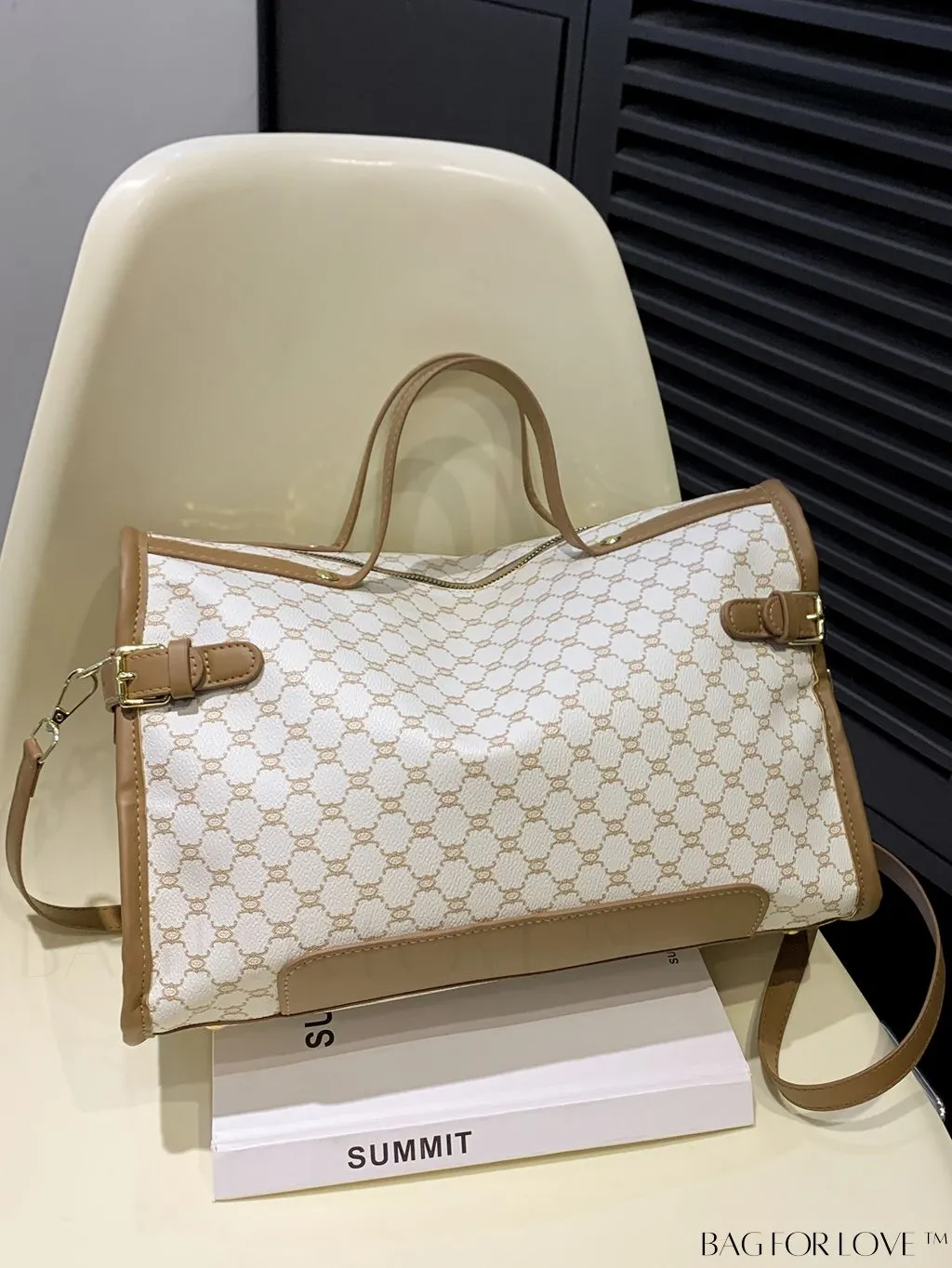 BagForLove - Geometric Pattern Travel Tote Bag - Stylish & Spacious Womens Handbag