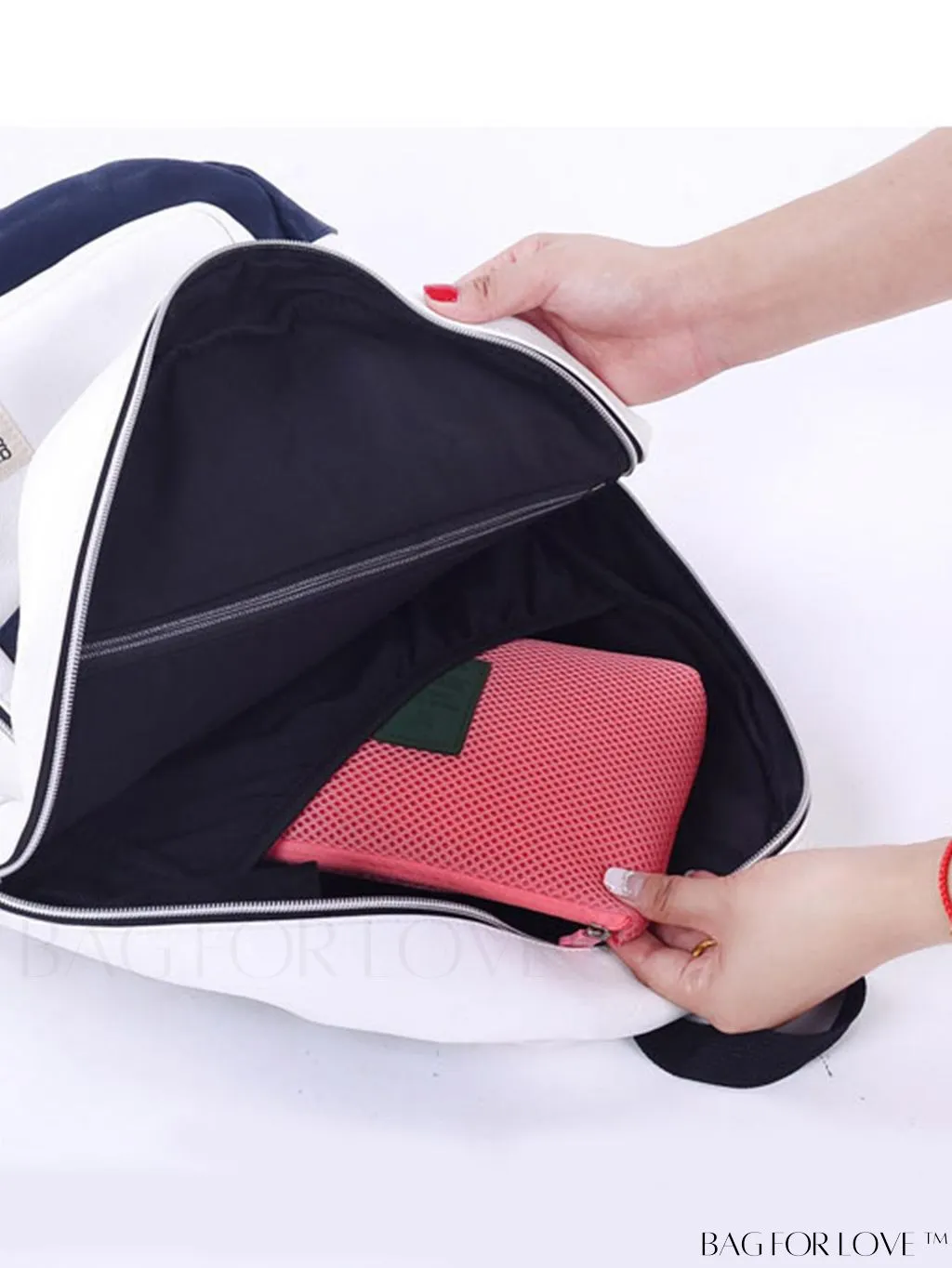 BagForLove - Spacious Minimalist Digital Storage Case for the Modern User