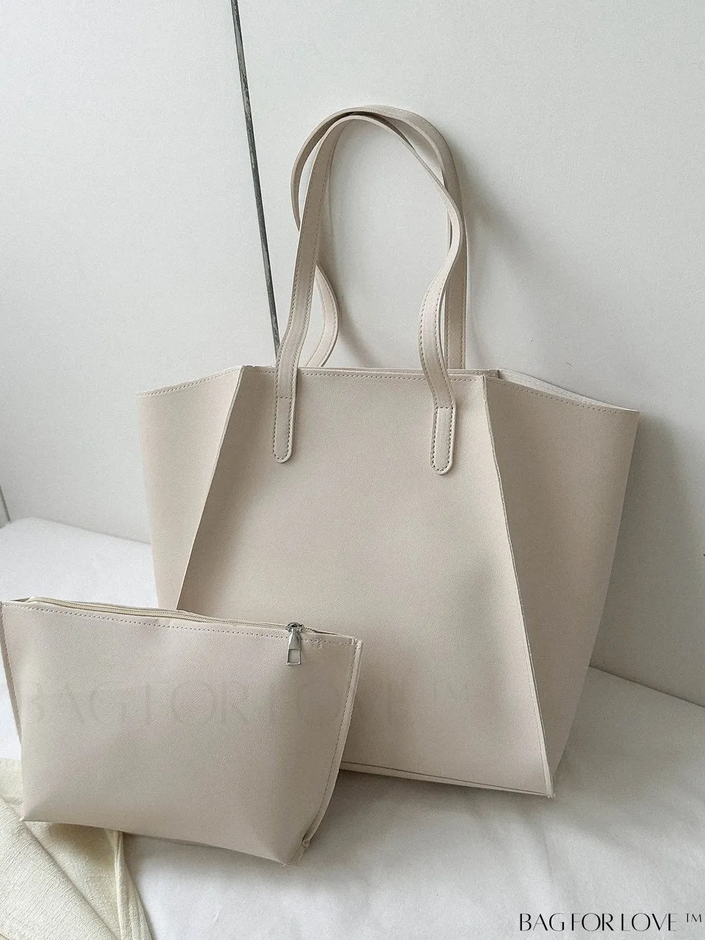 BagForLove - Stylish Minimalist Tote Bag with Spacious Capacity