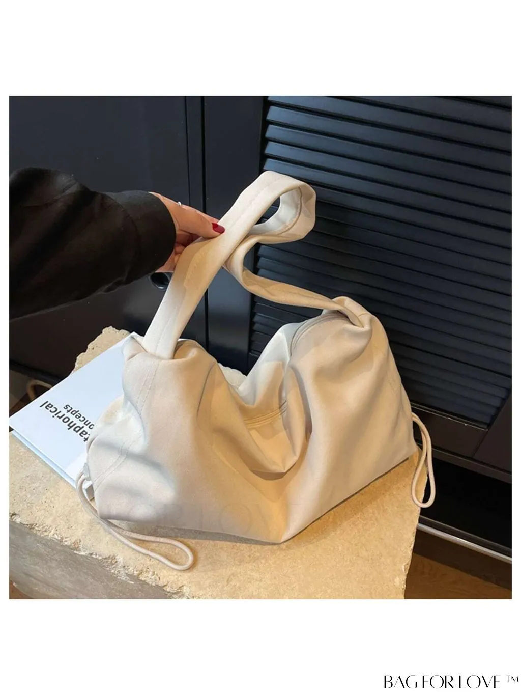 BagForLove - Unisex Shoulder Bag: Stylish and Spacious for Everyday Use