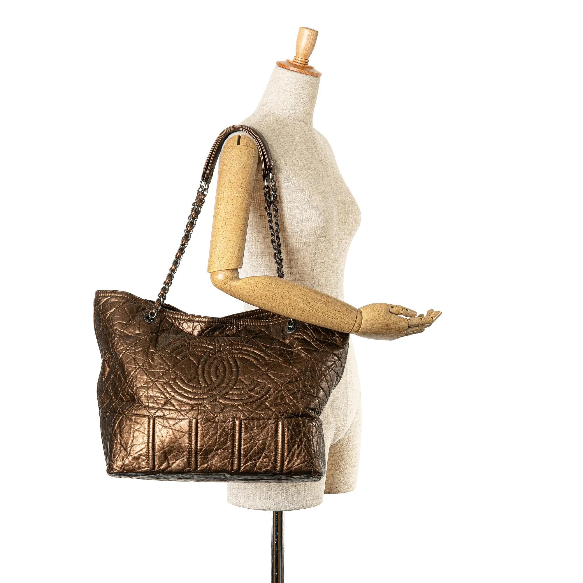 Brown Chanel Distressed Calfskin Shopping In Moscow Tote