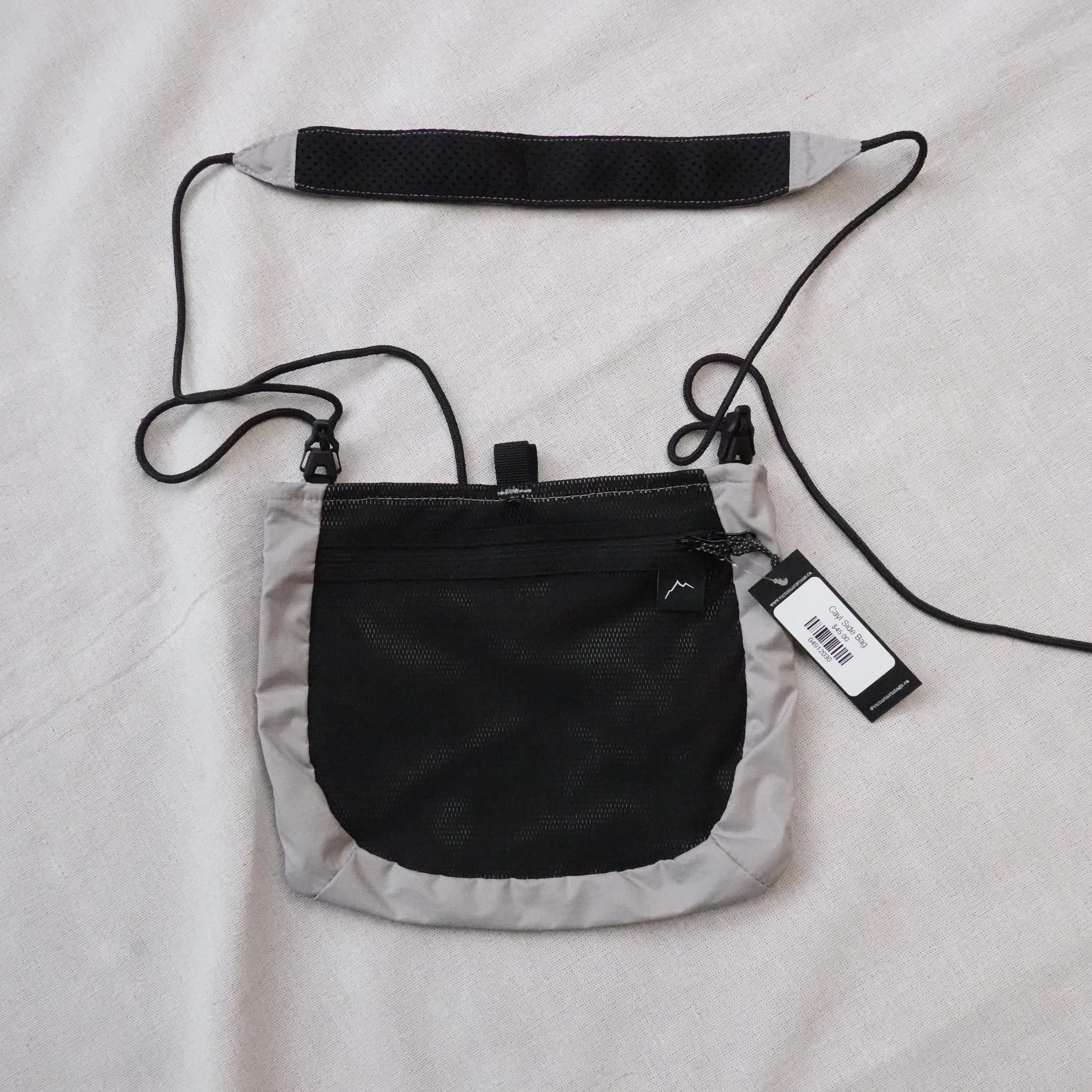 Cayl Sling Bag