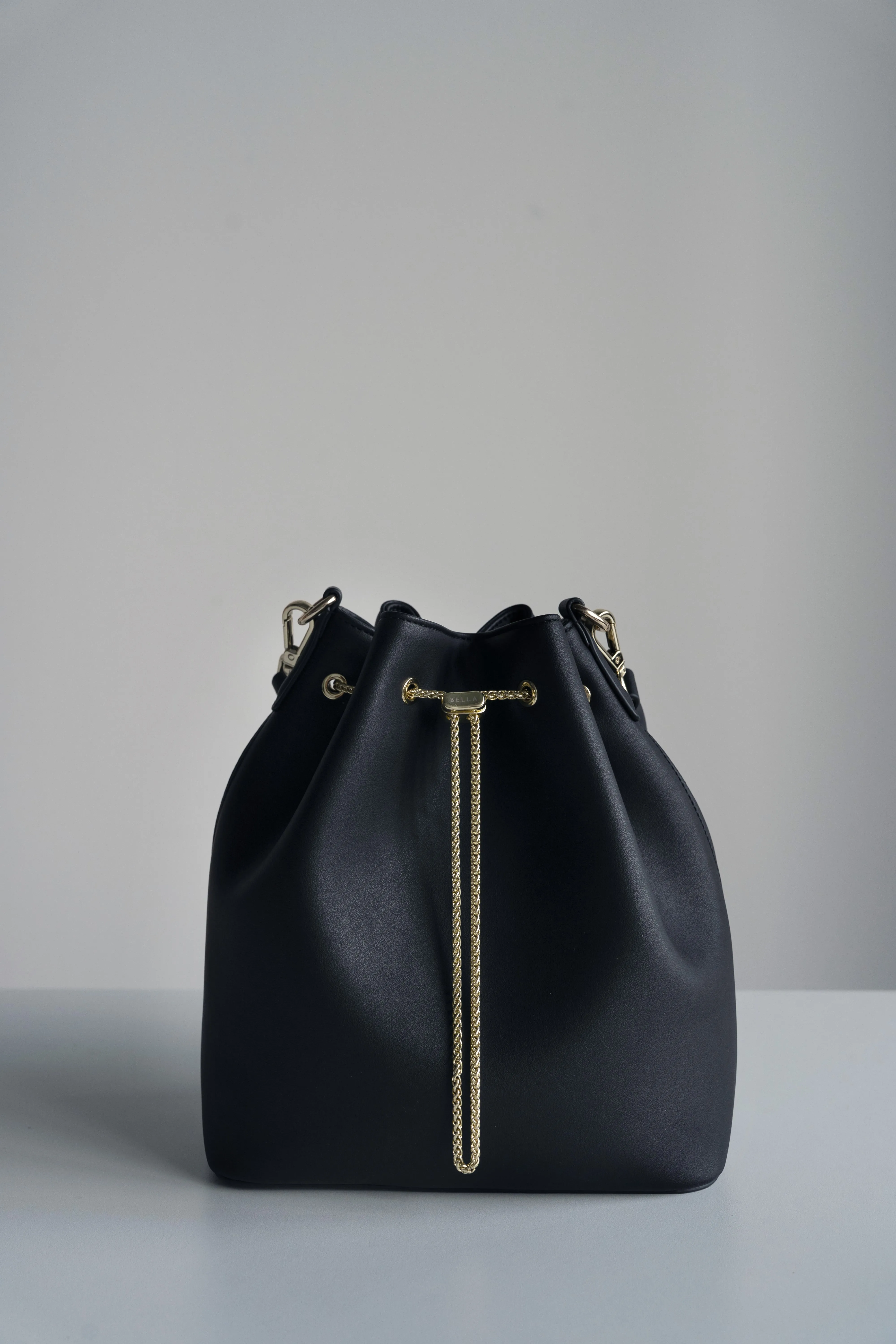Chantalle Chained Bucket Bag (Full Black)