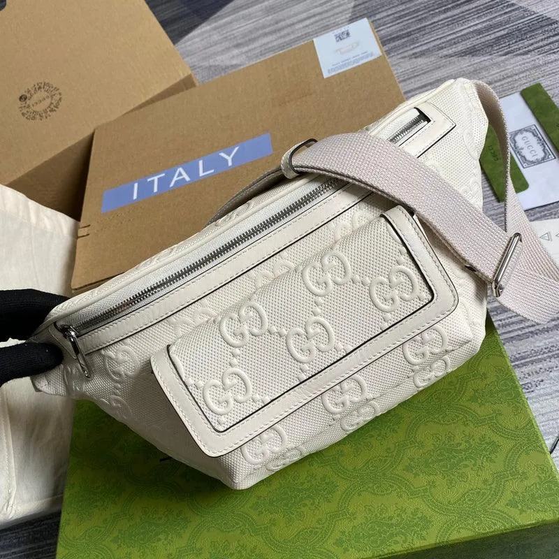 Charm - GG Bags - 2002