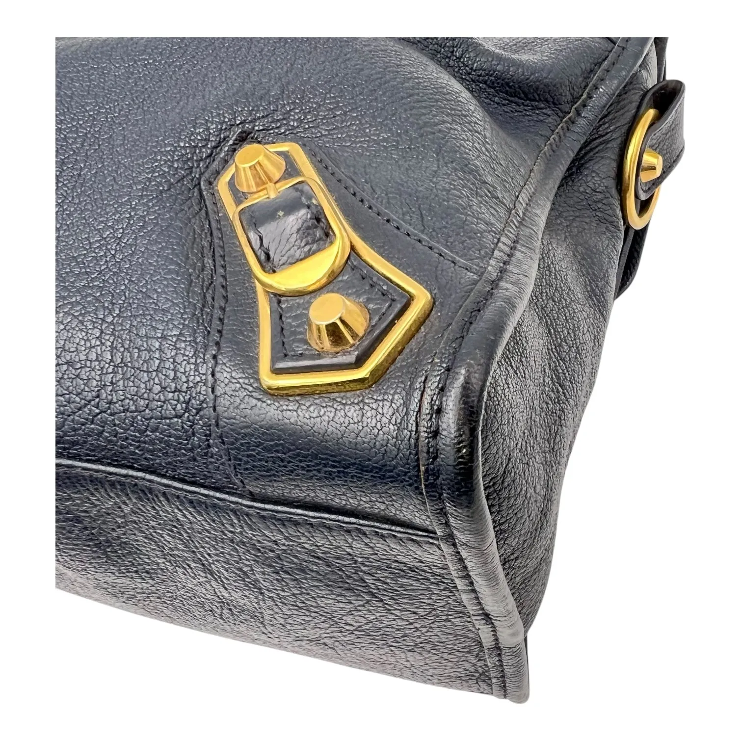 City Edge Reguler Blue Top Handle Bag in Distressed Leather, Gold hardware