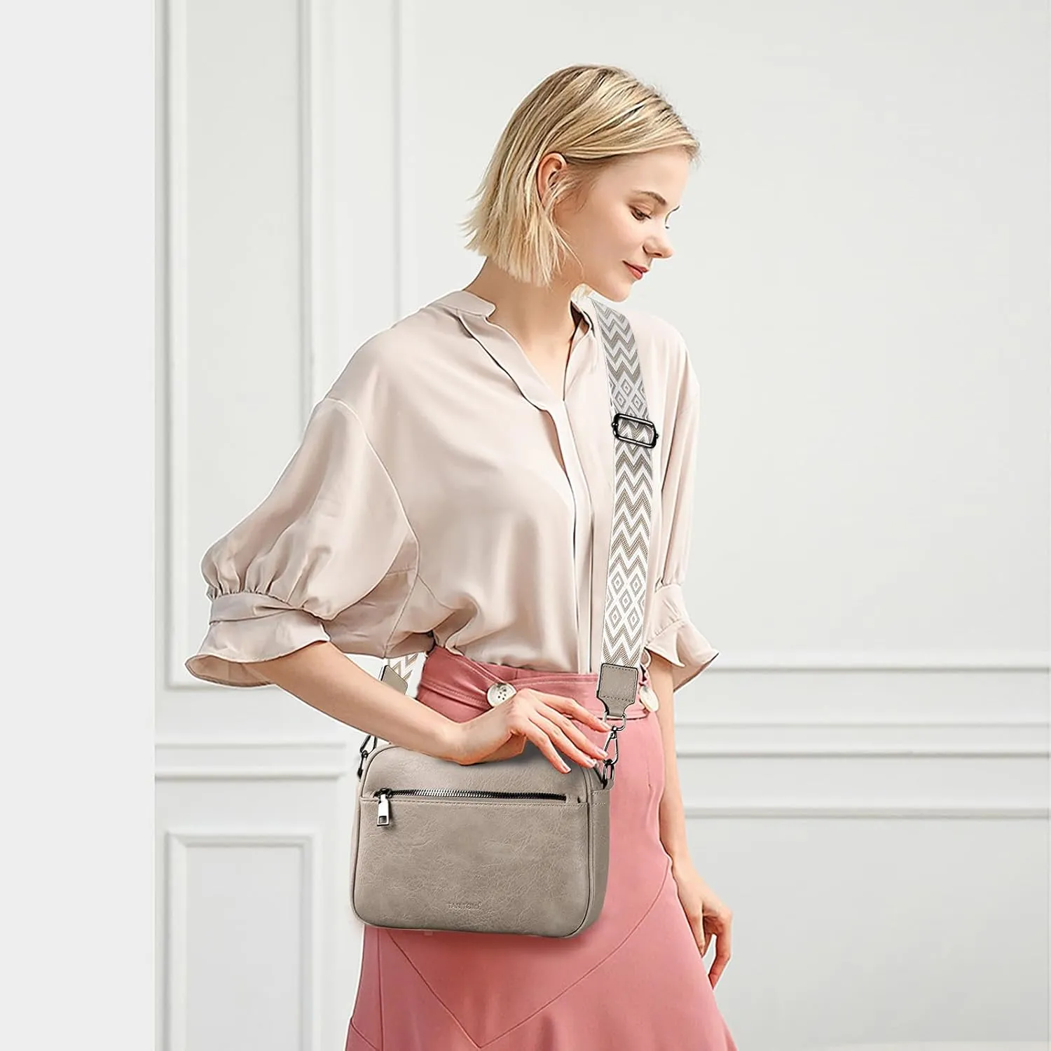 Crossbody Bags for Women Shoulder Bag Multifunctional Handbags with Compartments Small Purse with Wide Strap