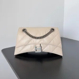 CRUSH CHAINED BAG 25 IN BEIGE QUILTED LAMBSKIN SILVER HARDWARE