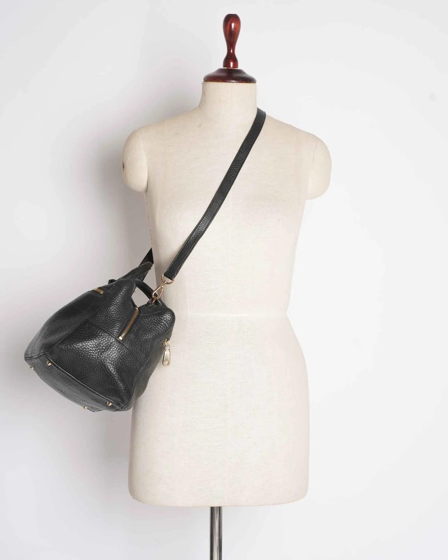 Dkny textured leather bag