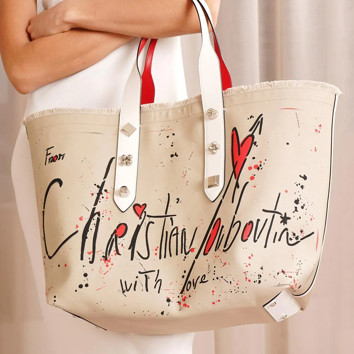 Frangibus beige tote bag