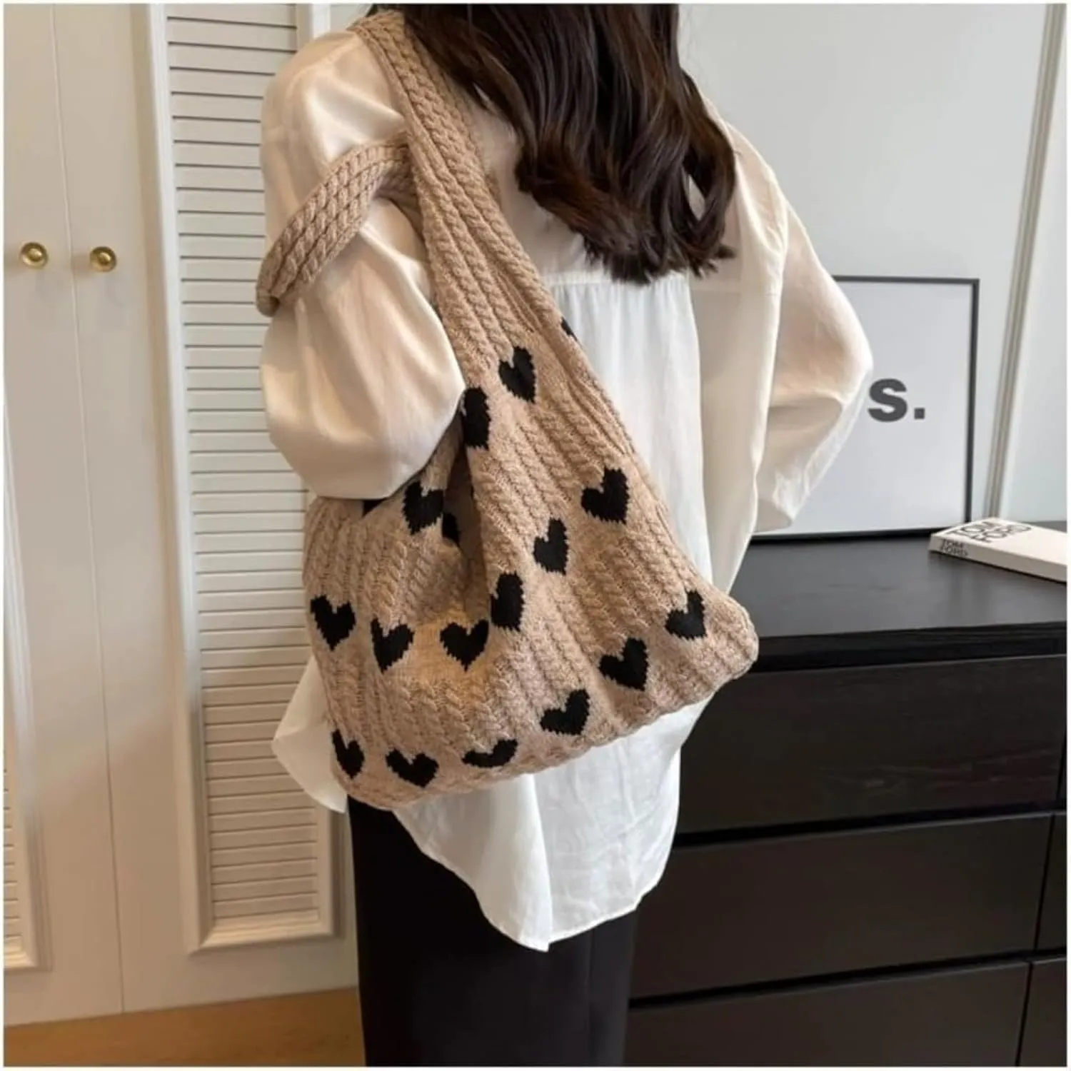 Heart Graphic Cute Tote Bags for Women Aesthetic Crochet Shoulder Handbags for Women Casual Beach