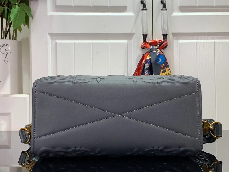 Huge savings - Vuitton Convenient delivery Bags Louis 15253 - CC Bags