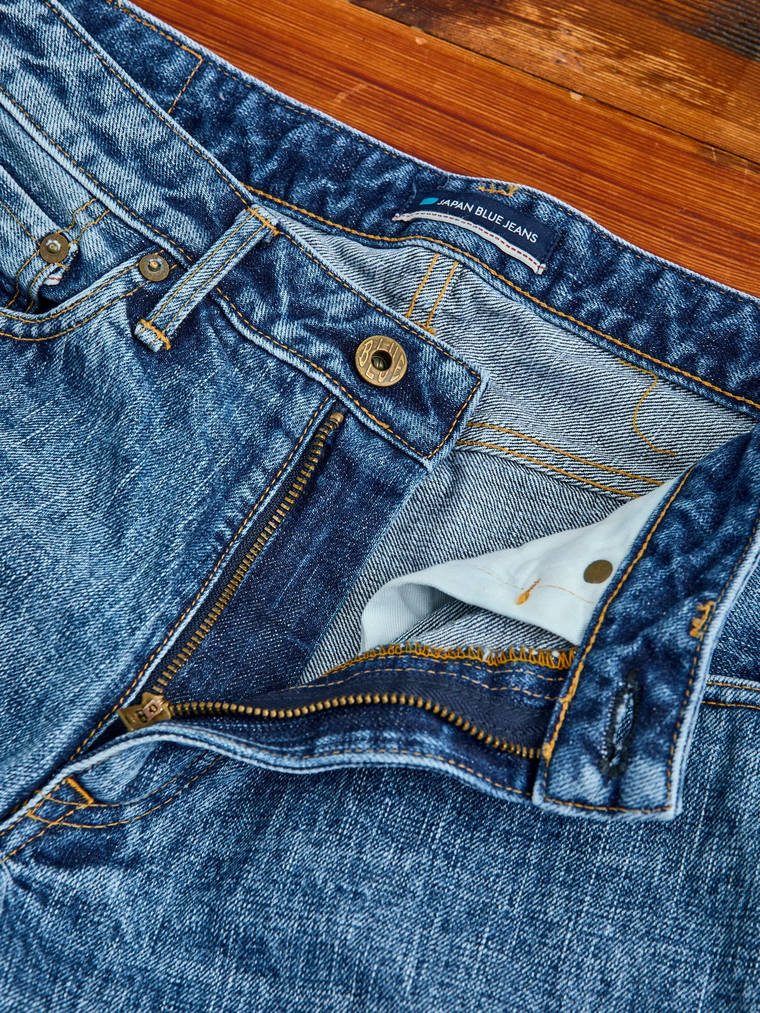J401-LID "Circle Aged Wash" 14.8oz Selvedge Denim - Classic Straight Fit