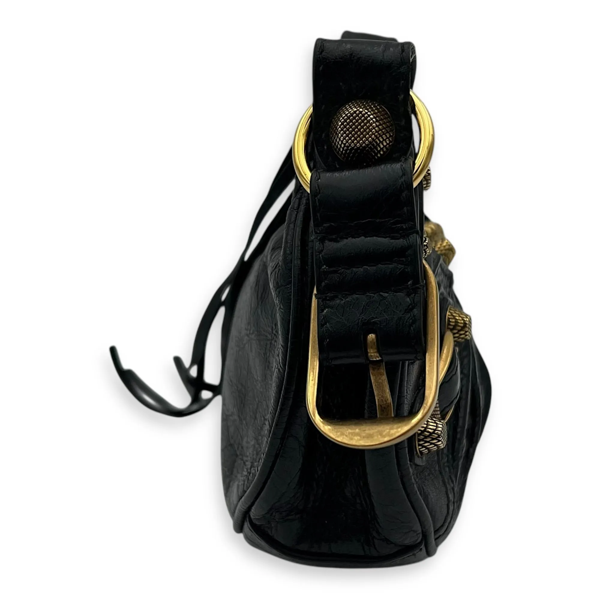 Le Cagole Shoulder Bag Black in Distressed Leather, Gold hardware