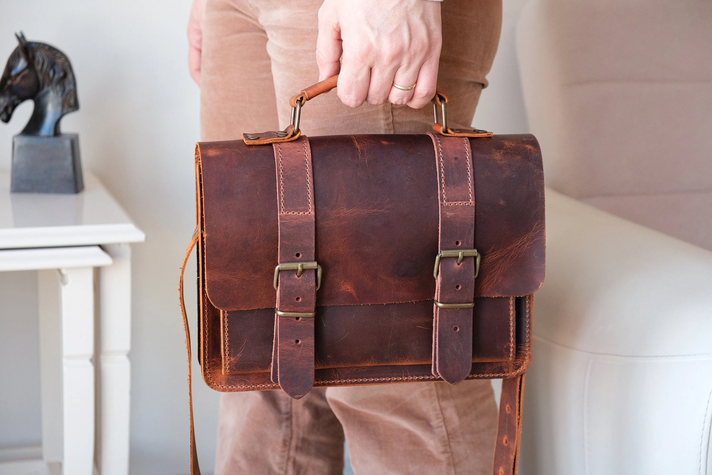 Leather 6-Pipe Messenger Bag, Handmade Shoulder Pipe Tobacco Bag, Crossbody Bag for 6 Pipes