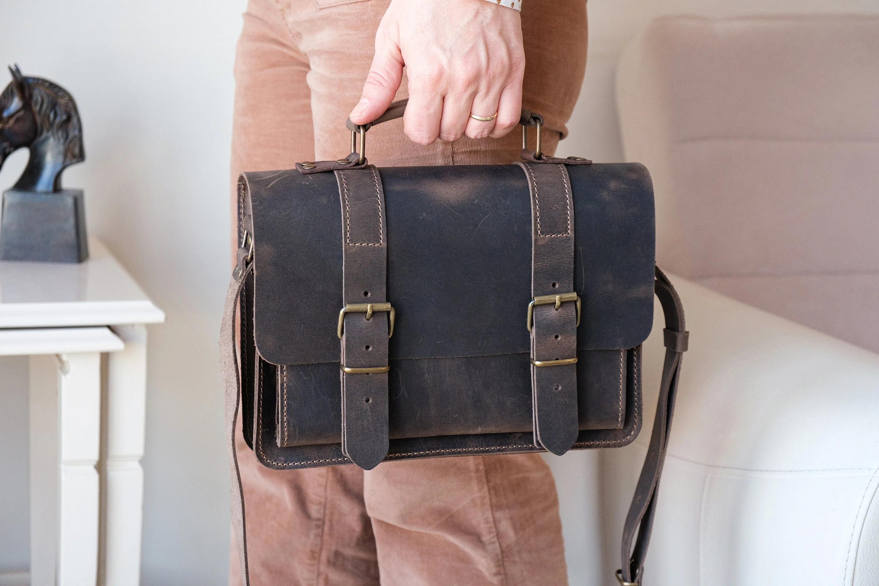 Leather 6-Pipe Messenger Bag, Handmade Shoulder Pipe Tobacco Bag, Crossbody Bag for 6 Pipes