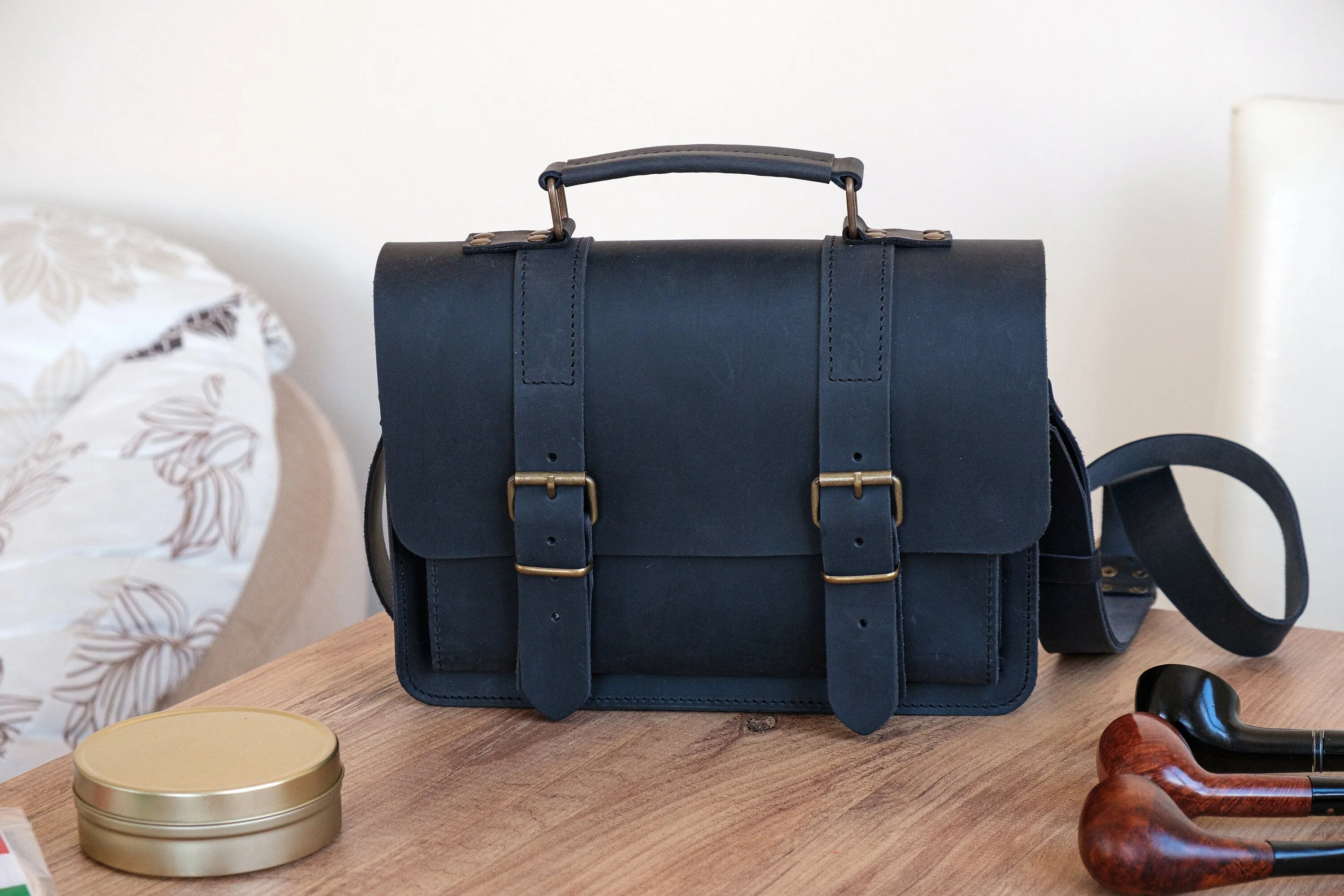 Leather 6-Pipe Messenger Bag, Handmade Shoulder Pipe Tobacco Bag, Crossbody Bag for 6 Pipes