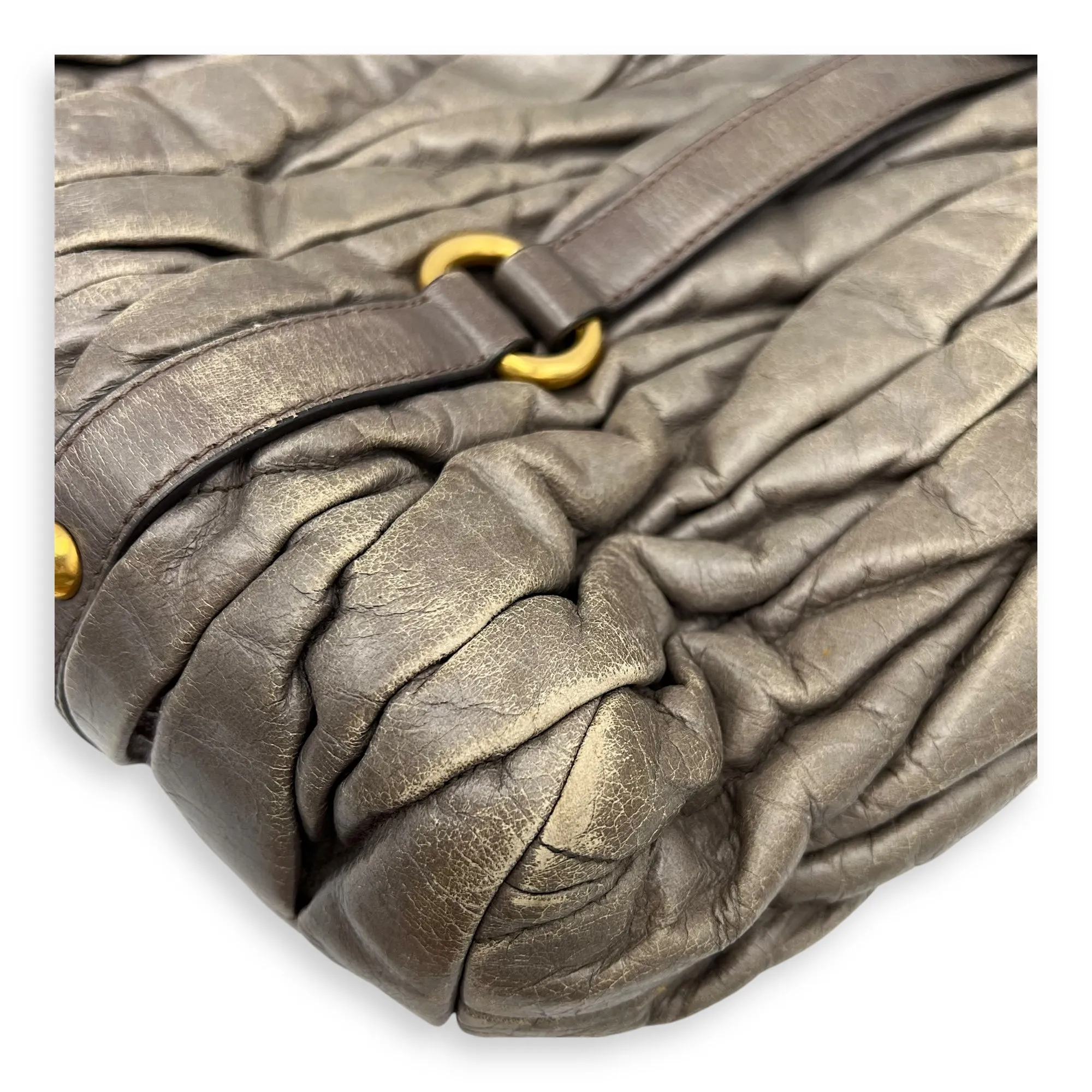 Matelassé Grey Top Handle Bag in Distressed Leather, Gold hardware