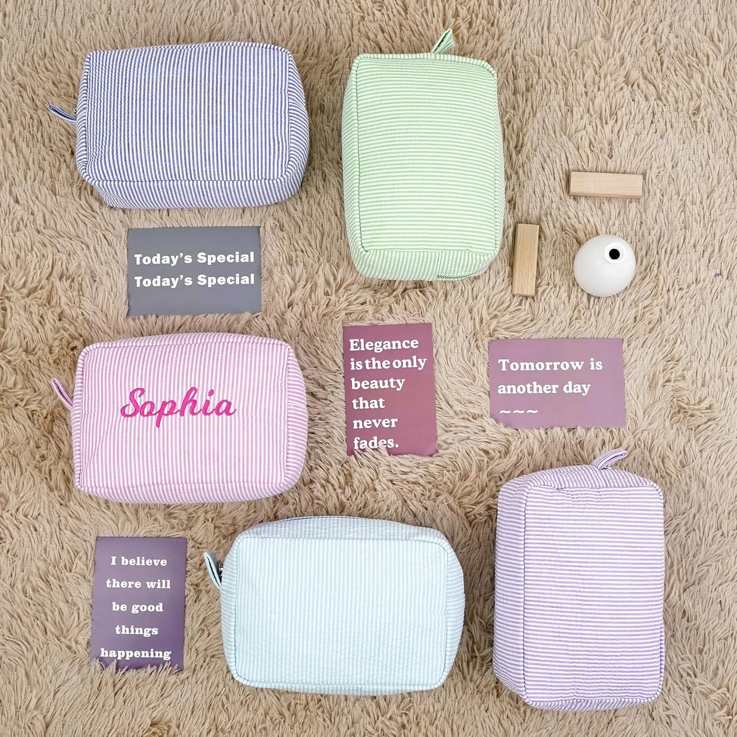 MT WORLD Personalized Cosmetic Bag Cute Makeup Bag for Women Girls Seersucker Bridesmaid Travel Makeup Bag Aesthetic Toiletry Bag Organizer Storage Pouch (Aqua)