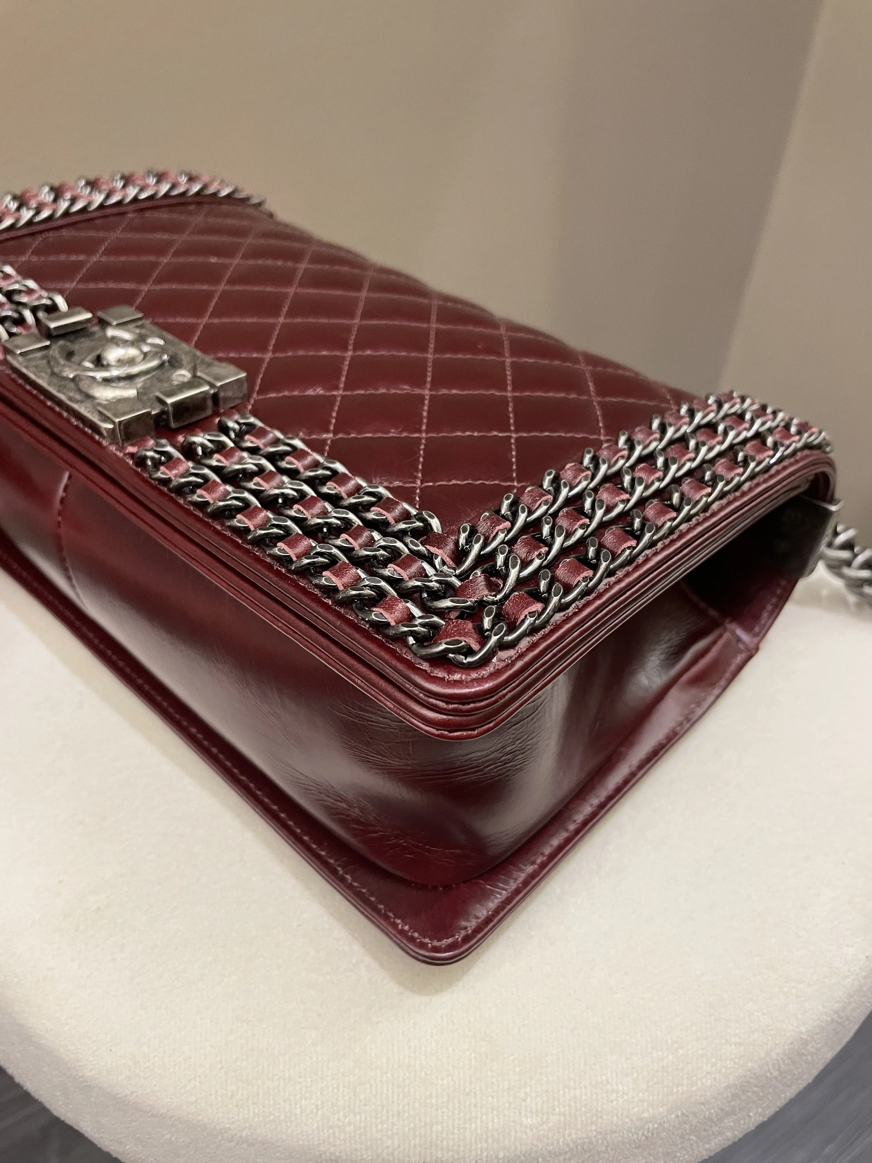 Old Aged Calfskin Burgundy Medium Top-rated Quilted Chanel Unique assortment Chained Bag Boy