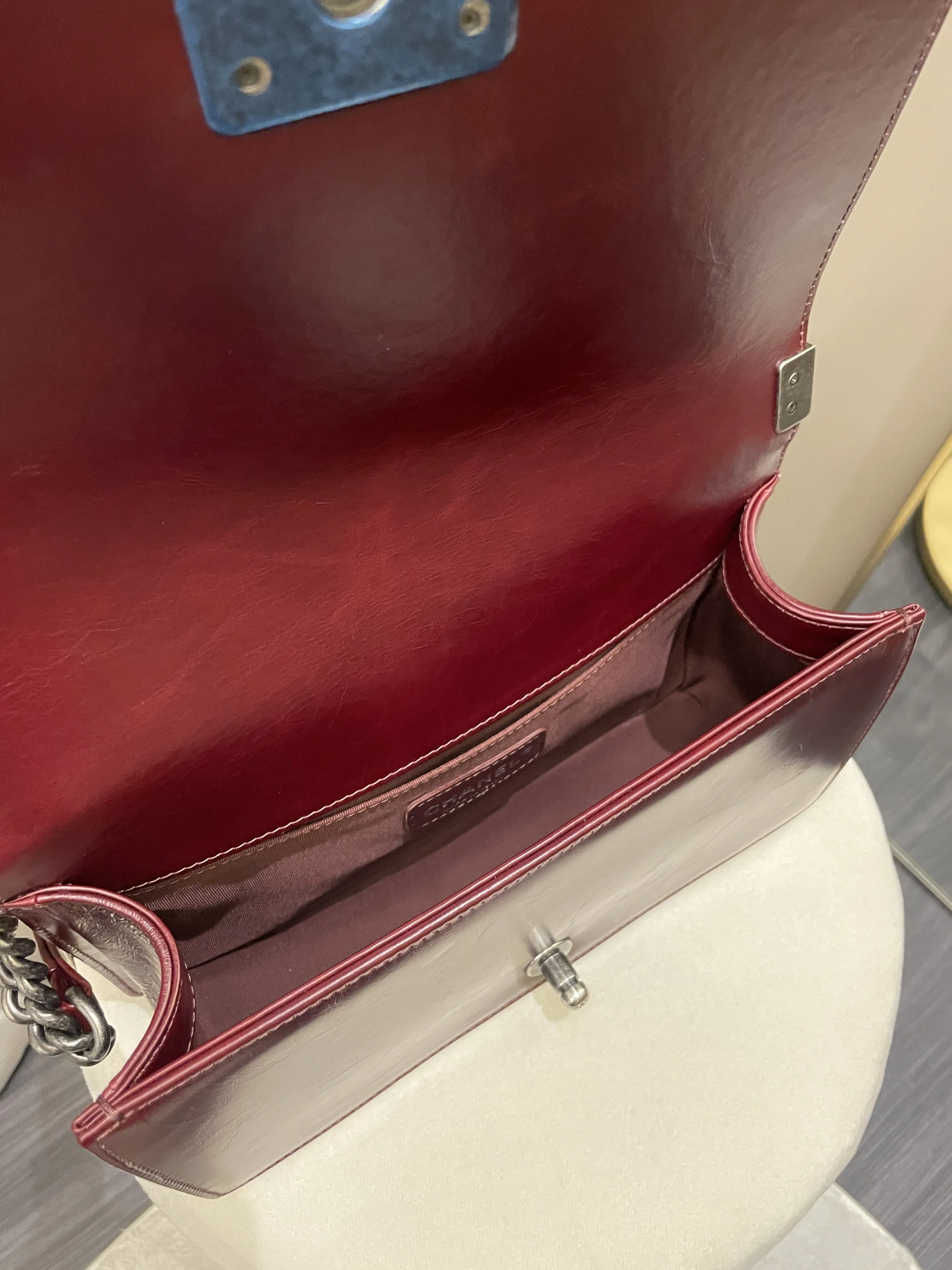 Old Aged Calfskin Burgundy Medium Top-rated Quilted Chanel Unique assortment Chained Bag Boy