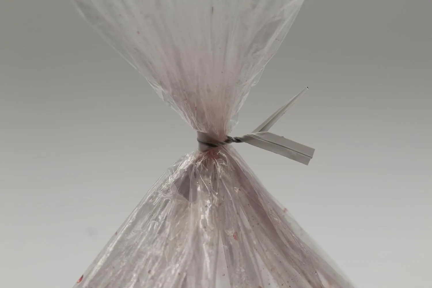 PARTY BARGAINS 1 Gallon Size Food Storage Bags with Twist-Ties. [225 Bags] (3 Boxes of 75 Bags Each) 11 x 13 inches. Easy & Convenient for Kitchen, Office, Commercial, & Home use