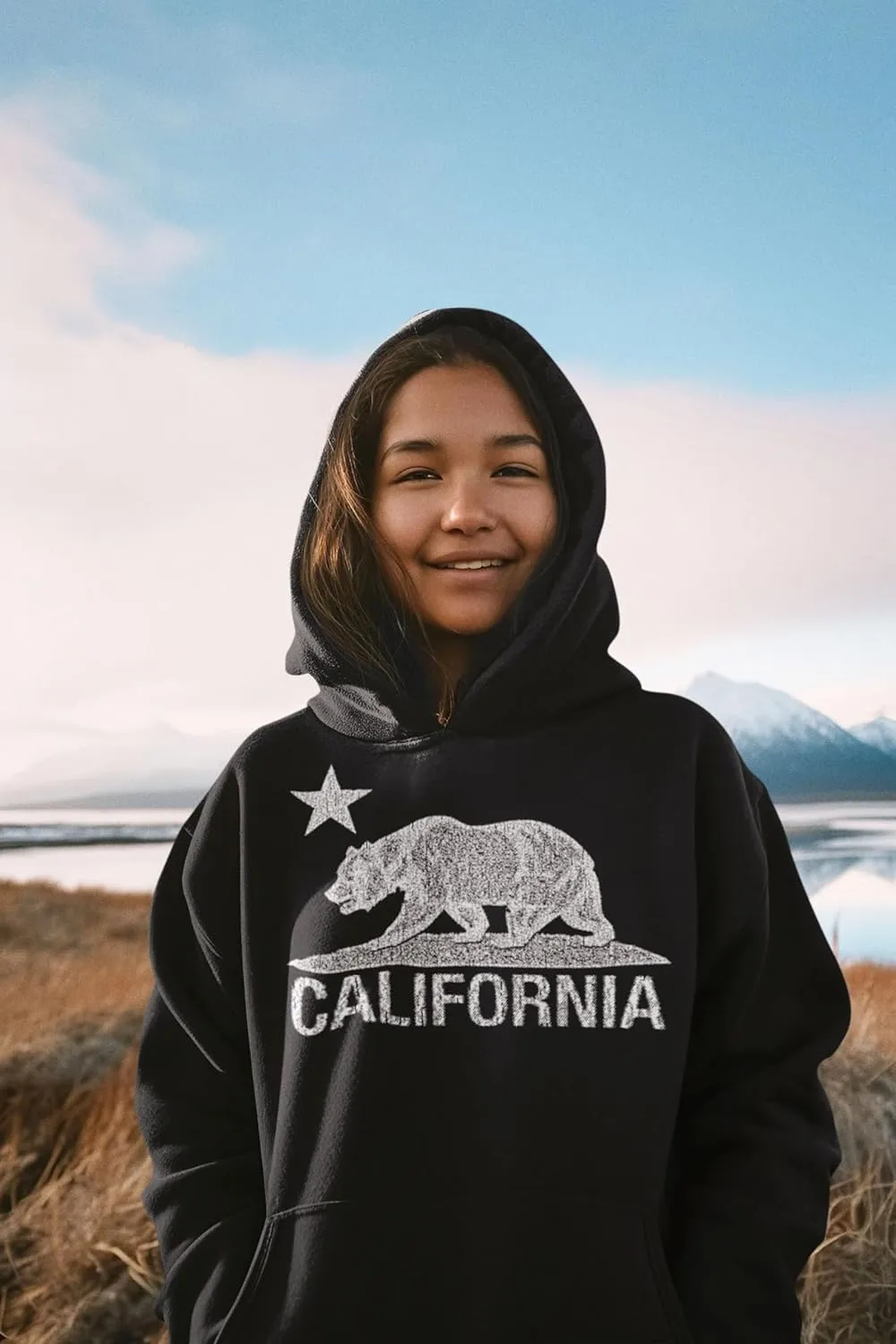 shop4ever California Distressed White Bear Hoodies Cali Sweatshirts