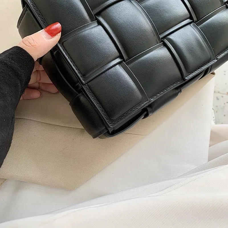 Wander Chained Bags